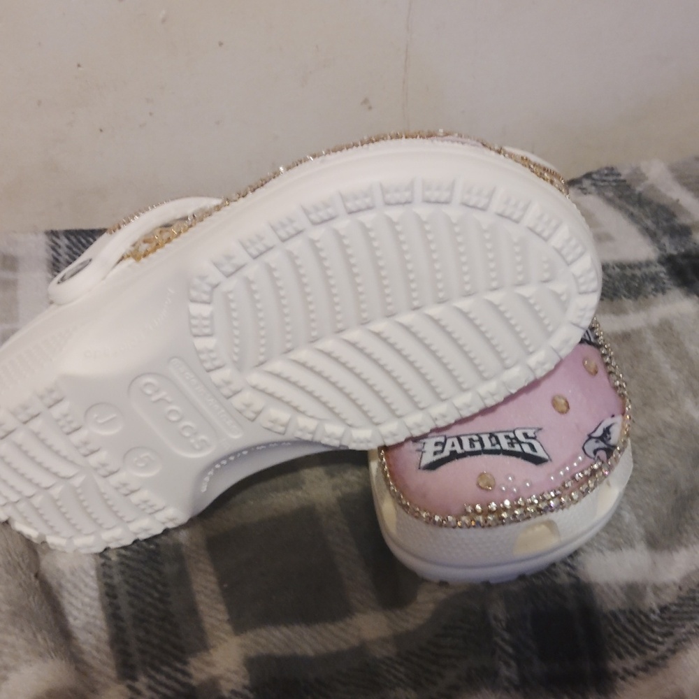 Eagle Custom Crocs - Picture 4 of 5